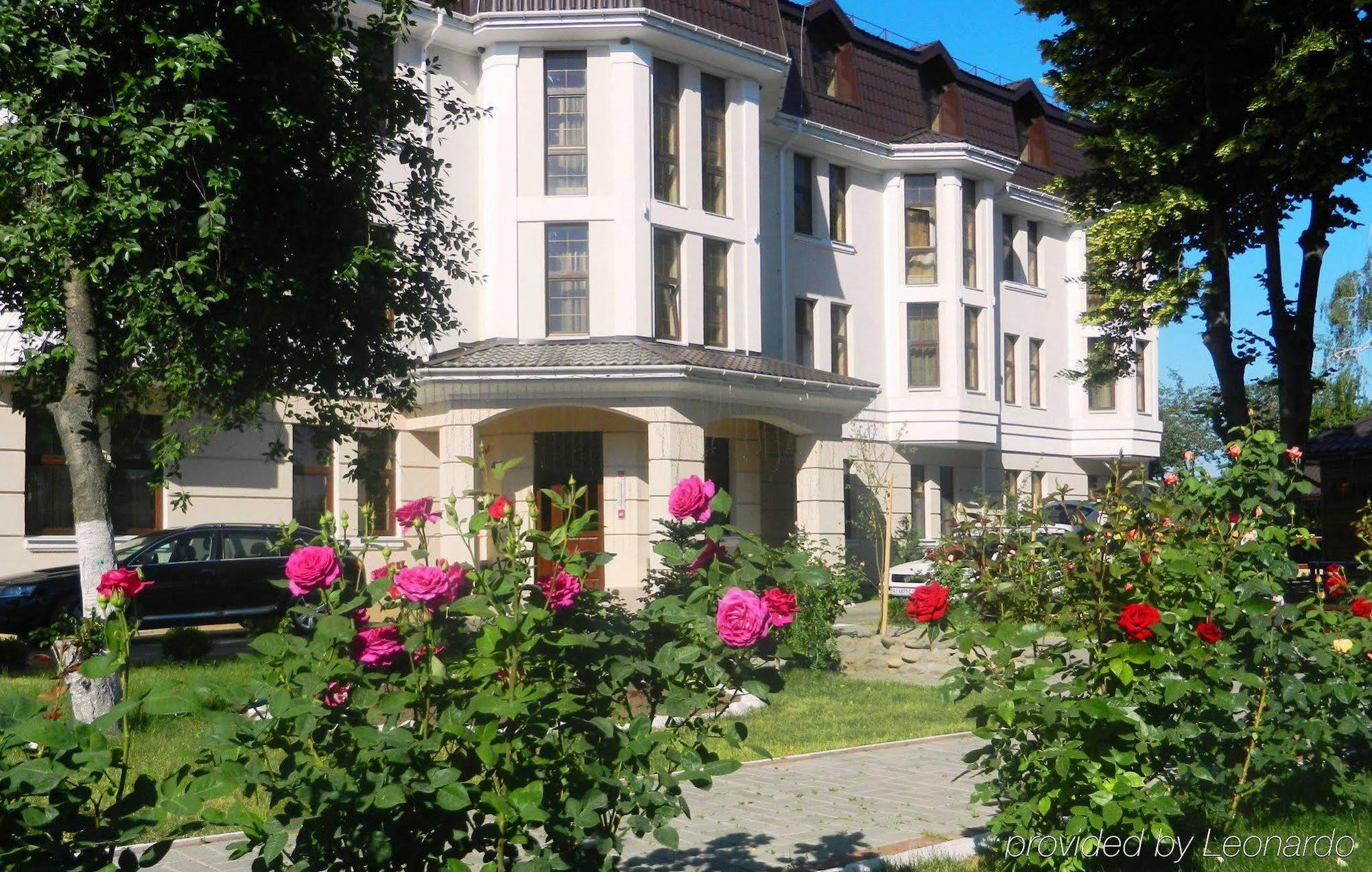 Ligena Econom Hotel Boryspilʼ Exterior foto